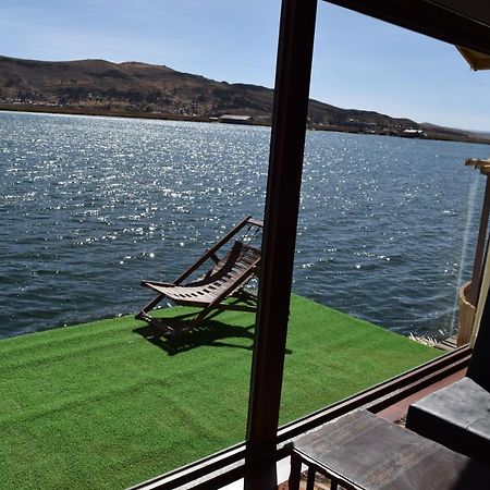 Uros Aruma Uro On Uros Floating Islands Puno Exterior photo