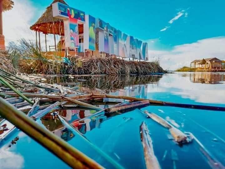 Uros Aruma Uro On Uros Floating Islands Puno Exterior photo